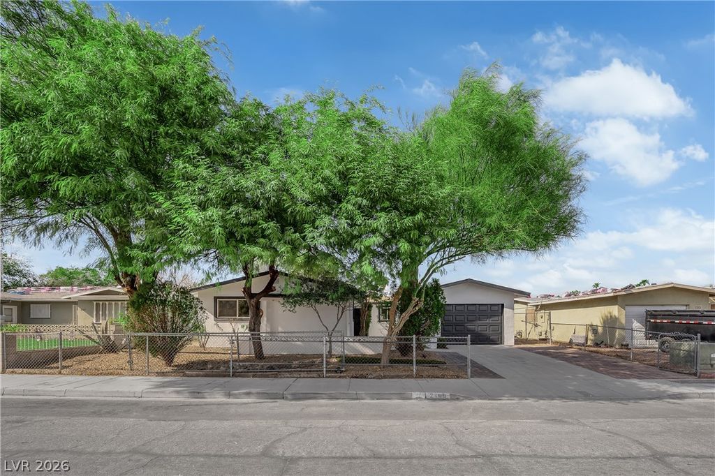2109 Jansen Avenue, Las Vegas, NV 89101 — exterior