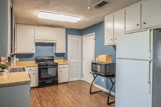 3793 N Hills Drive, North Richland Hills, TX 76117