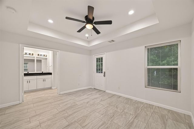 4302 Hirsch Road B, Houston, TX 77026