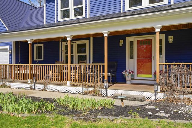 67 Forest Street, Londonderry, NH 03053