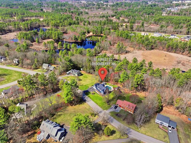 67 Forest Street, Londonderry, NH 03053