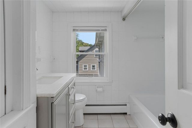 5 Shippen Avenue 2, Warwick, RI 02888