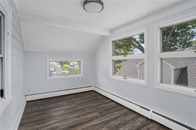 5 Shippen Avenue 2, Warwick, RI 02888