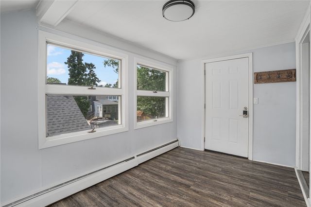 5 Shippen Avenue 2, Warwick, RI 02888