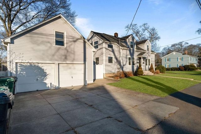 5 Shippen Avenue 2, Warwick, RI 02888