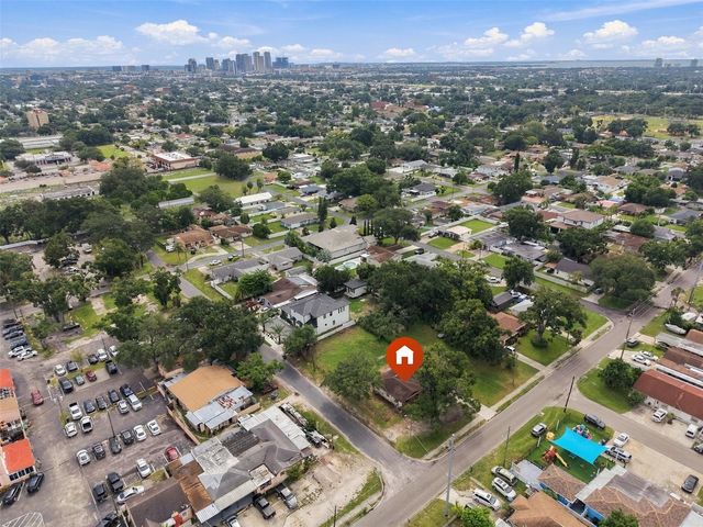 2709 N LINCOLN AVENUE, Tampa, FL 33607