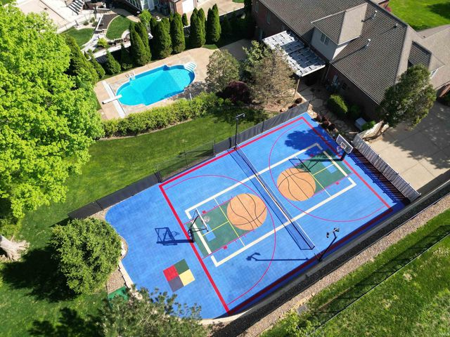 6644 Hillsgate Court, Newburgh, IN 47630