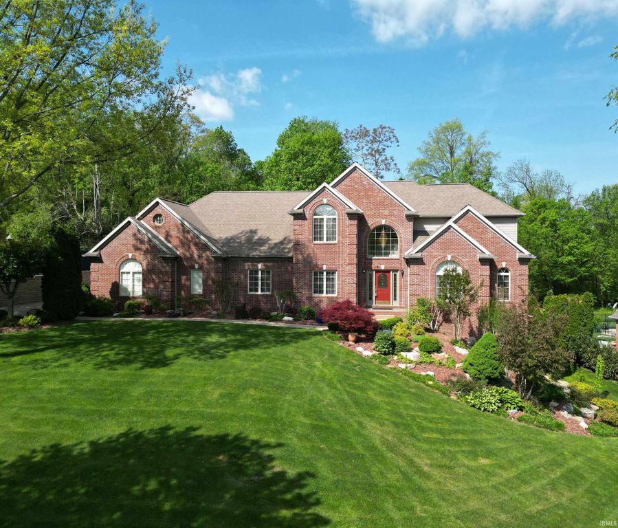 6644 Hillsgate Court, Newburgh, IN 47630