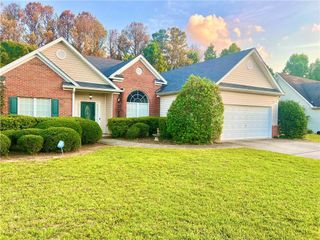 85 Hillcrest Court, Hiram, GA 30141