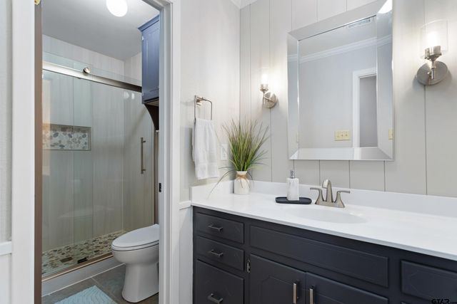 205 Canyon Drive, Hideaway, TX 75771