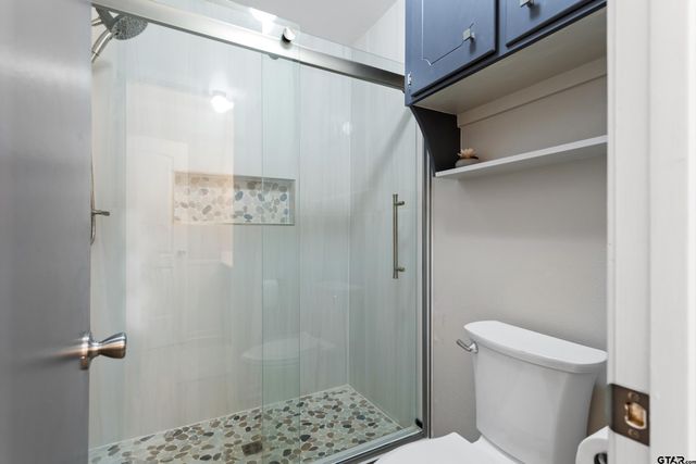 205 Canyon Drive, Hideaway, TX 75771