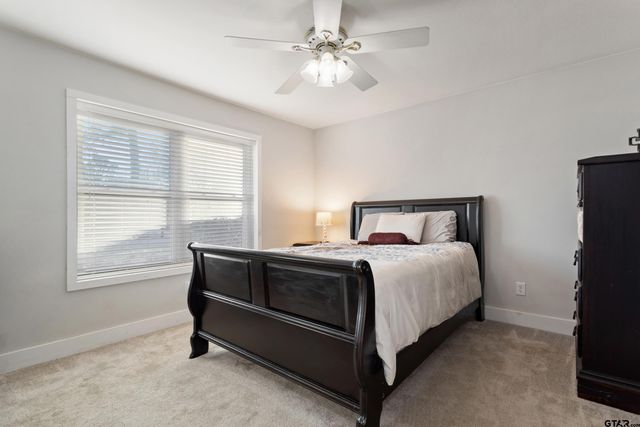 205 Canyon Drive, Hideaway, TX 75771