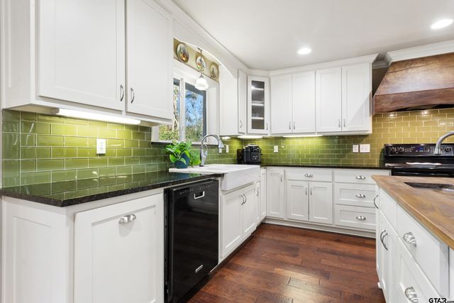 205 Canyon Drive, Hideaway, TX 75771