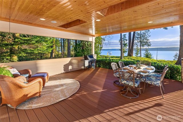 2527 Bretland Road, Camano Island, WA 98282