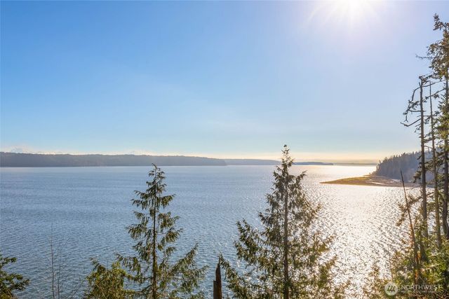 2527 Bretland Road, Camano Island, WA 98282