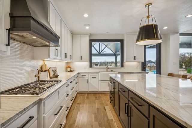 1001 Hat Creek Road, Bartonville, TX 76226