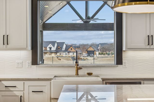 1001 Hat Creek Road, Bartonville, TX 76226