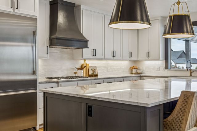 1001 Hat Creek Road, Bartonville, TX 76226