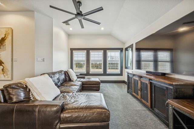 1001 Hat Creek Road, Bartonville, TX 76226