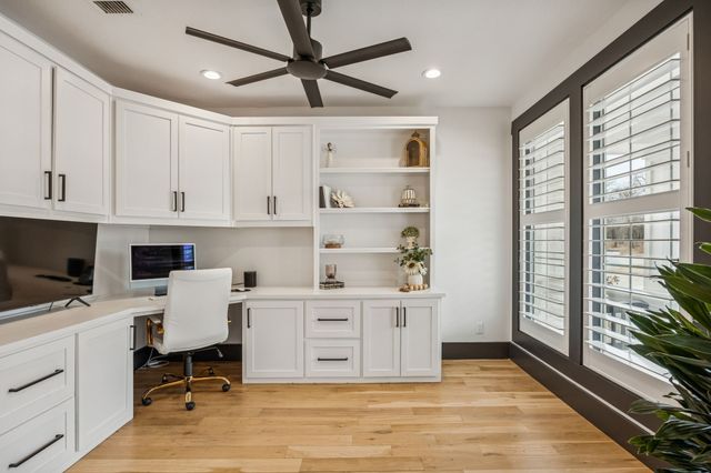 1001 Hat Creek Road, Bartonville, TX 76226