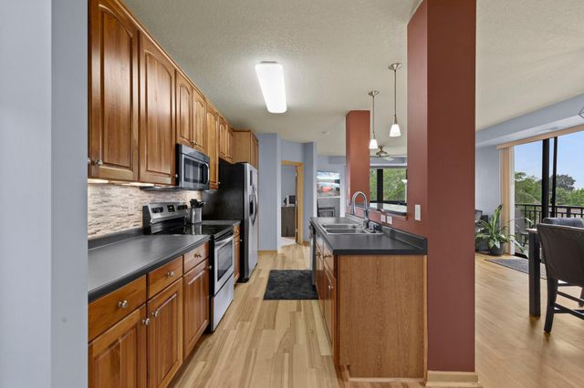 7601 Aldrich Avenue S 317, Richfield, MN 55423