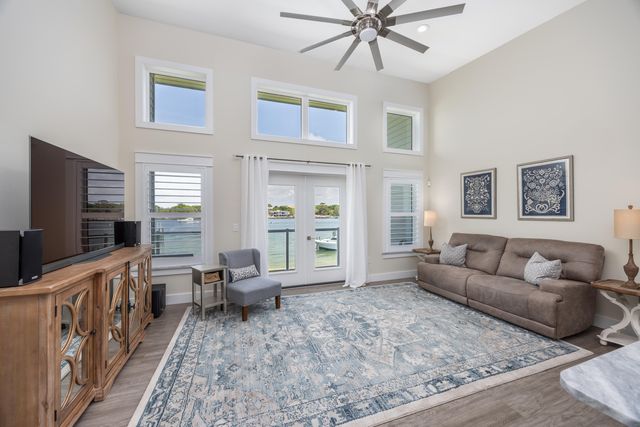 340 BLUEFISH Drive, 106, Fort Walton Beach, FL 32548