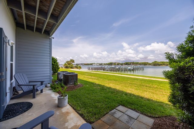 340 BLUEFISH Drive, 106, Fort Walton Beach, FL 32548