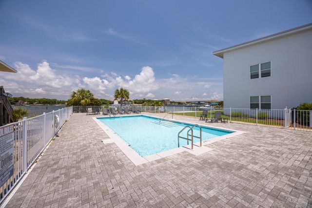 340 BLUEFISH Drive, 106, Fort Walton Beach, FL 32548