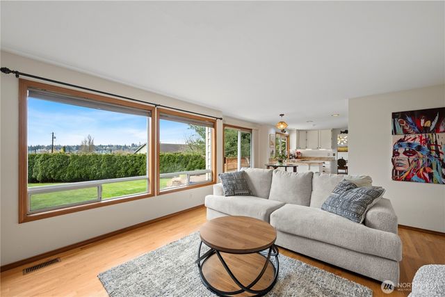 10516 Vernon Road, Lake Stevens, WA 98258