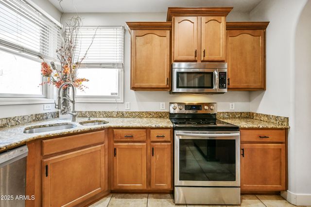 839 S ADAM Way, Gilbert, AZ 85296