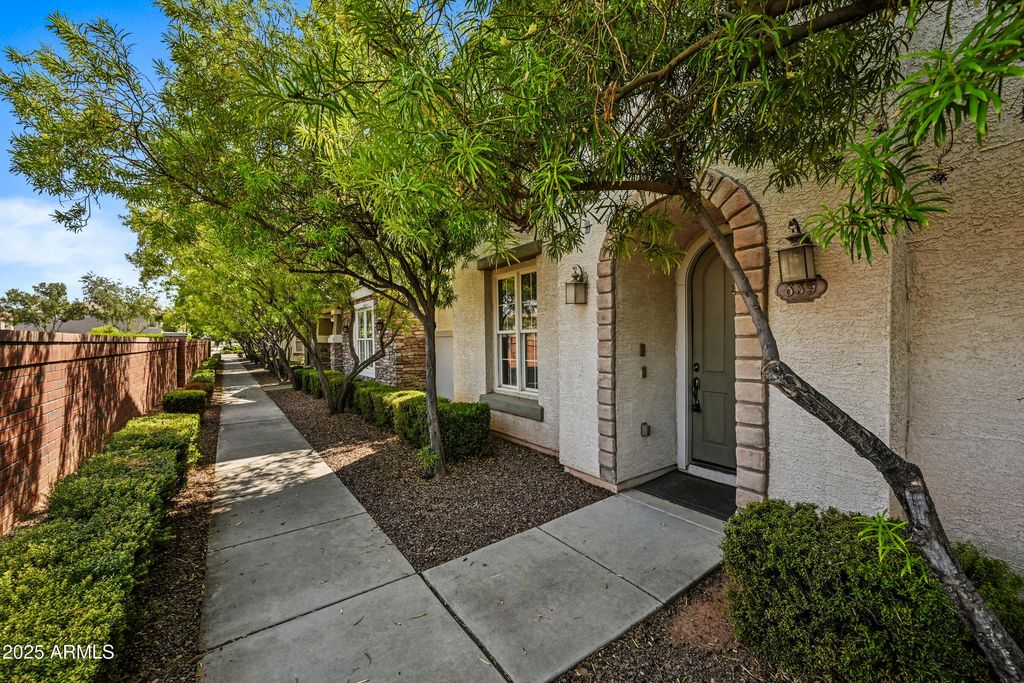 839 S ADAM Way, Gilbert, AZ 85296