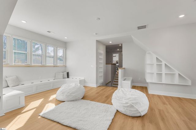 603 Canterbury Road, Piedmont, SC 29673