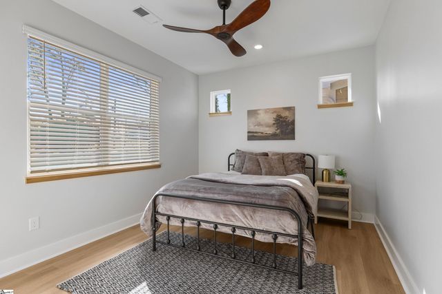 603 Canterbury Road, Piedmont, SC 29673