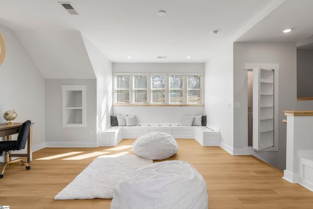 603 Canterbury Road, Piedmont, SC 29673