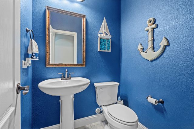 1121 Snowy Owl Drive, Alvarado, TX 76009