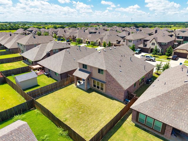 1121 Snowy Owl Drive, Alvarado, TX 76009