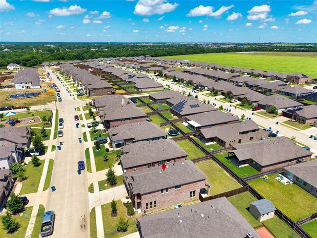 1121 Snowy Owl Drive, Alvarado, TX 76009