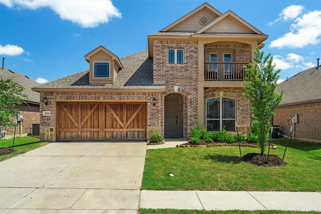 1121 Snowy Owl Drive, Alvarado, TX 76009