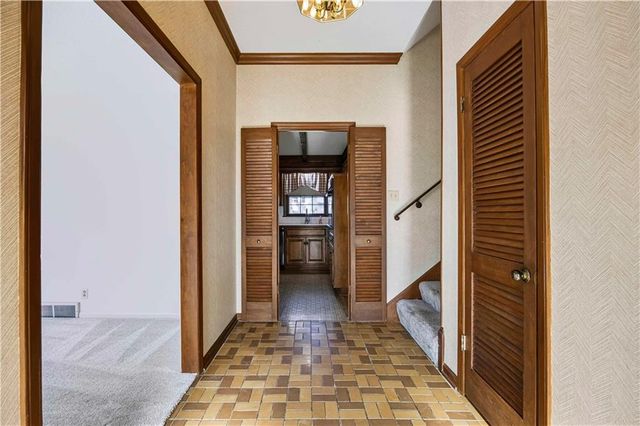8706 Mackey Street, Overland Park, KS 66212
