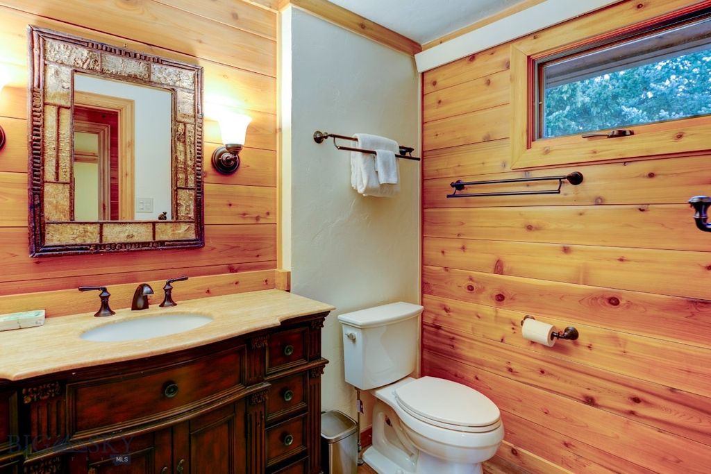 1099 US Highway 89 S, Gardiner, MT 59030 photo 19