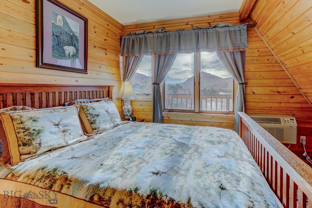 1099 US Highway 89 S, Gardiner, MT 59030 photo 28