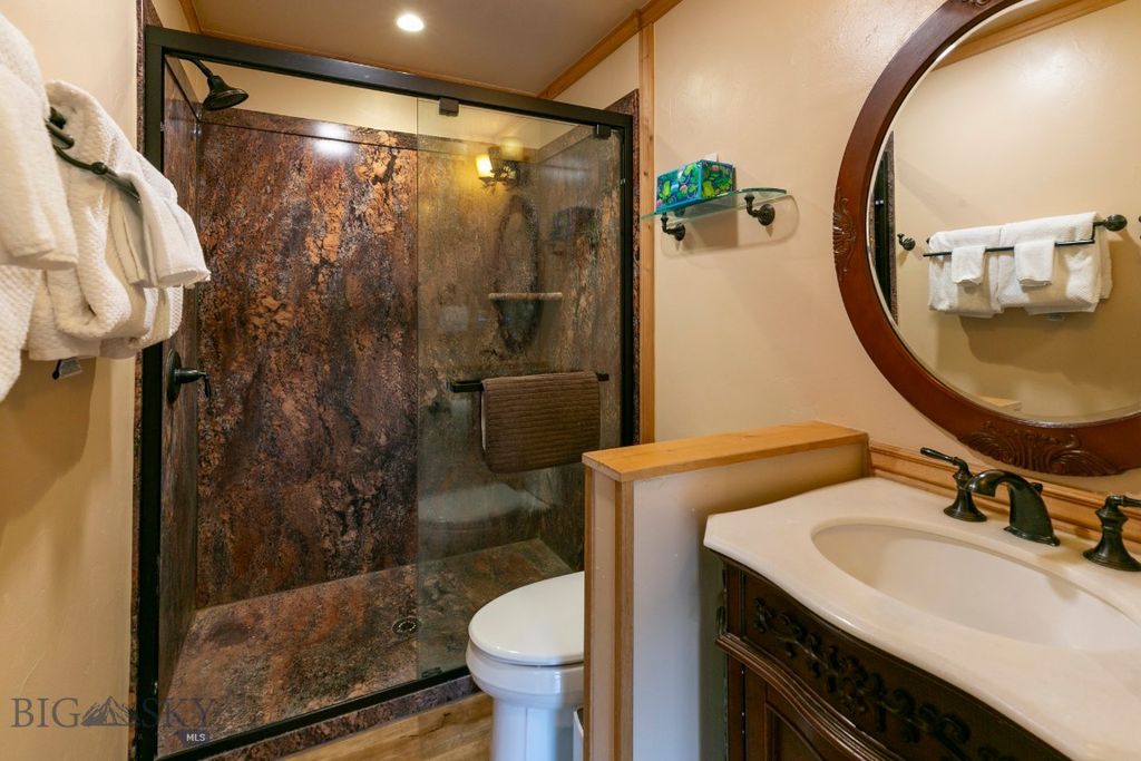 1099 US Highway 89 S, Gardiner, MT 59030 photo 40