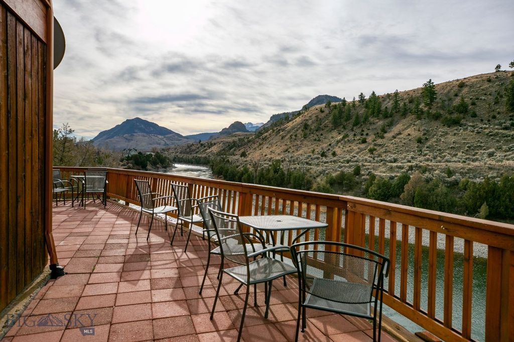 1099 US Highway 89 S, Gardiner, MT 59030 photo 54