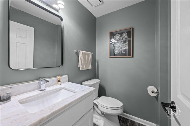 530 River Front Circle 606, Naperville, IL 60540