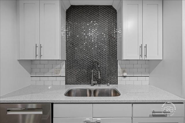 530 River Front Circle 606, Naperville, IL 60540