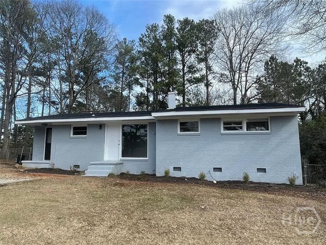 1112 West Lake Drive, Athens, GA 30606