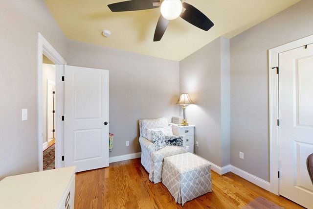 96 Floral Street 1, Newton, MA 02461