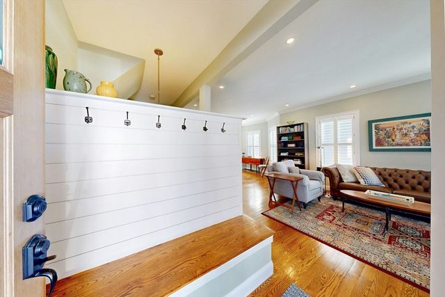 96 Floral Street 1, Newton, MA 02461