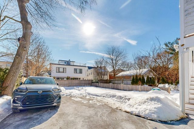 96 Floral Street 1, Newton, MA 02461