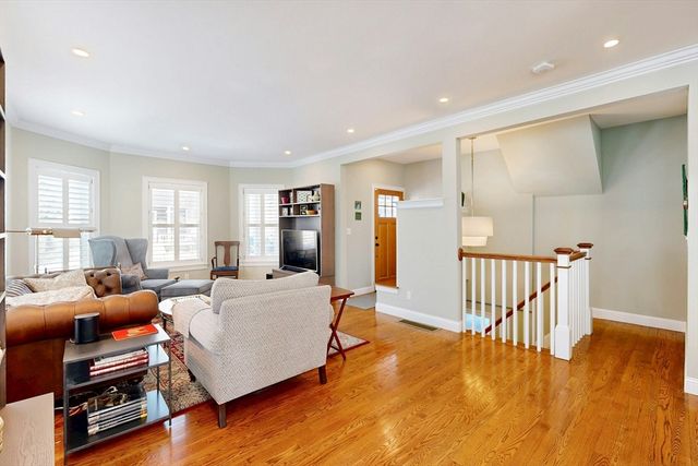 96 Floral Street 1, Newton, MA 02461